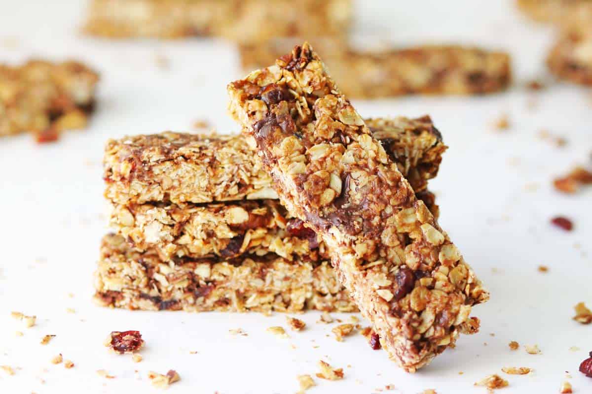 Crunchy Homemade Granola Bars Recipe - At Home On The Prairie (7) Crunchy Homemade Granola Bars Recipe - At Home On The Prairie (7)