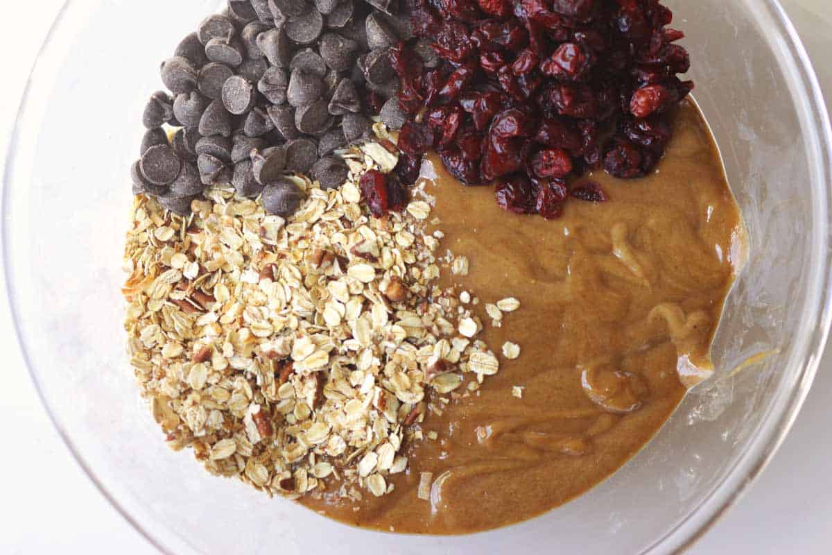 Crunchy Homemade Granola Bars Recipe - At Home On The Prairie (4) Crunchy Homemade Granola Bars Recipe - At Home On The Prairie (4)