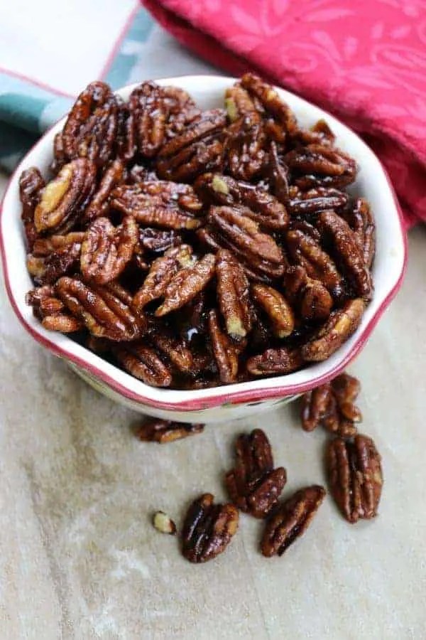 Easy Stovetop Candied Pecans Recipe (1)