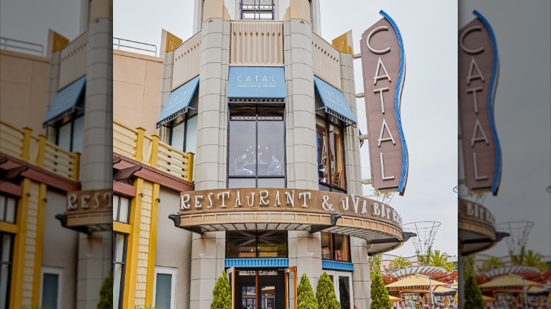 20 Best Restaurants At The Disneyland Resort, Ranked - Tasting Table (15)
