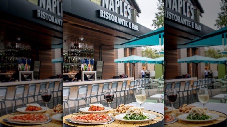 20 Best Restaurants At The Disneyland Resort, Ranked - Tasting Table (13)